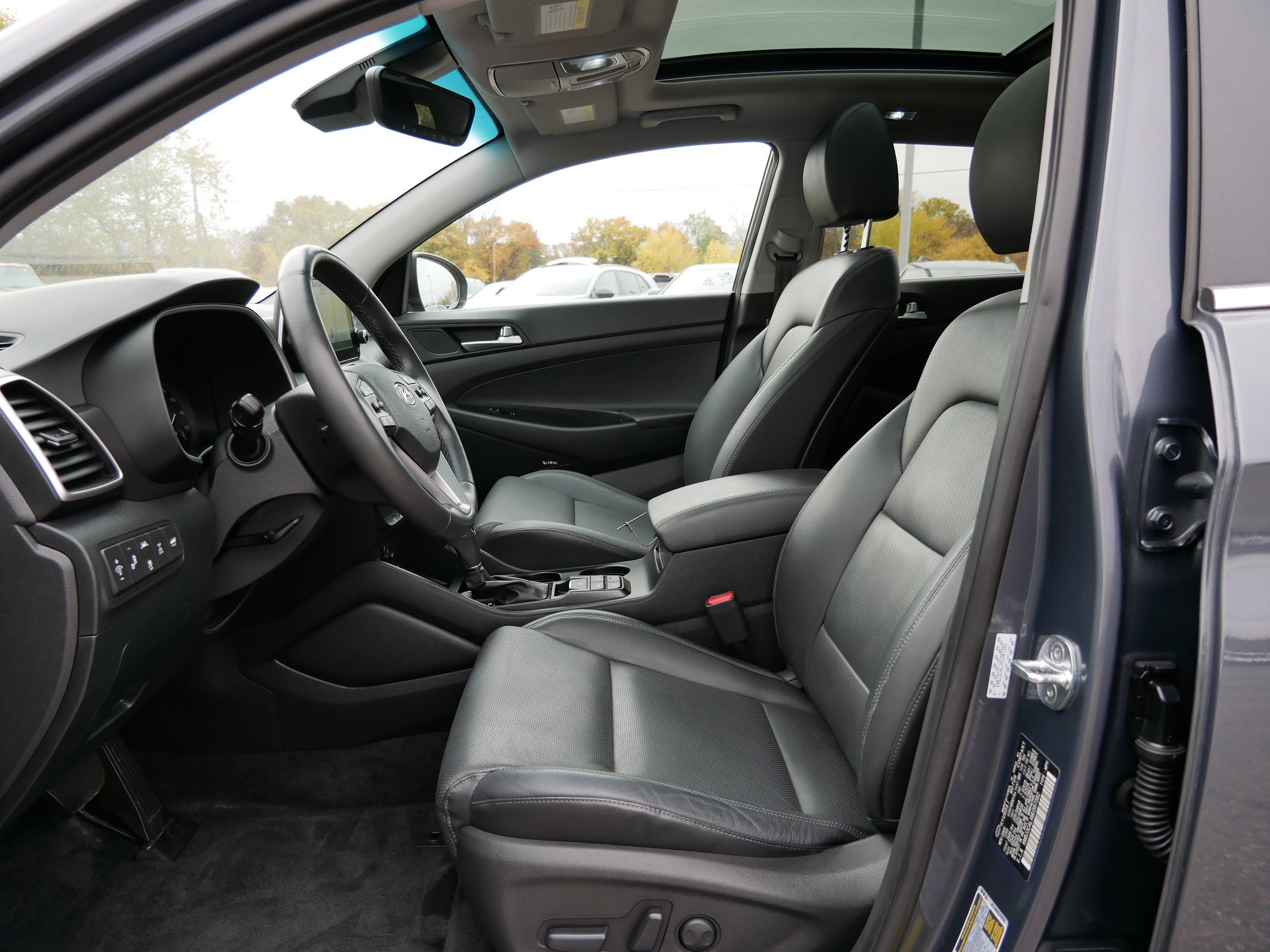 Used 2021 Hyundai Tucson Ultimate w/ Cargo Package image 11