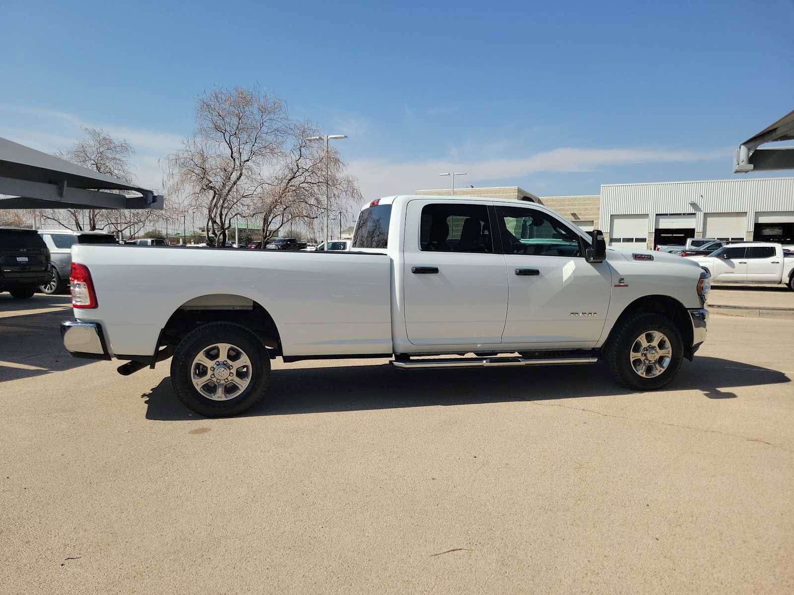 Used 2024 RAM 3500 Big Horn AWD/4WD image 9
