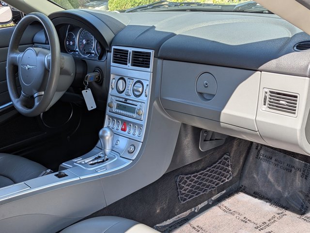 Used 2007 Chrysler Crossfire Limited image 16