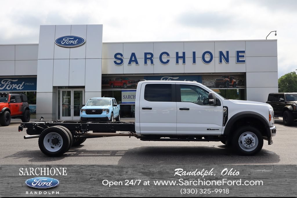 Used 2025 Ford F550 4x4 Crew Cab Super Duty image 1