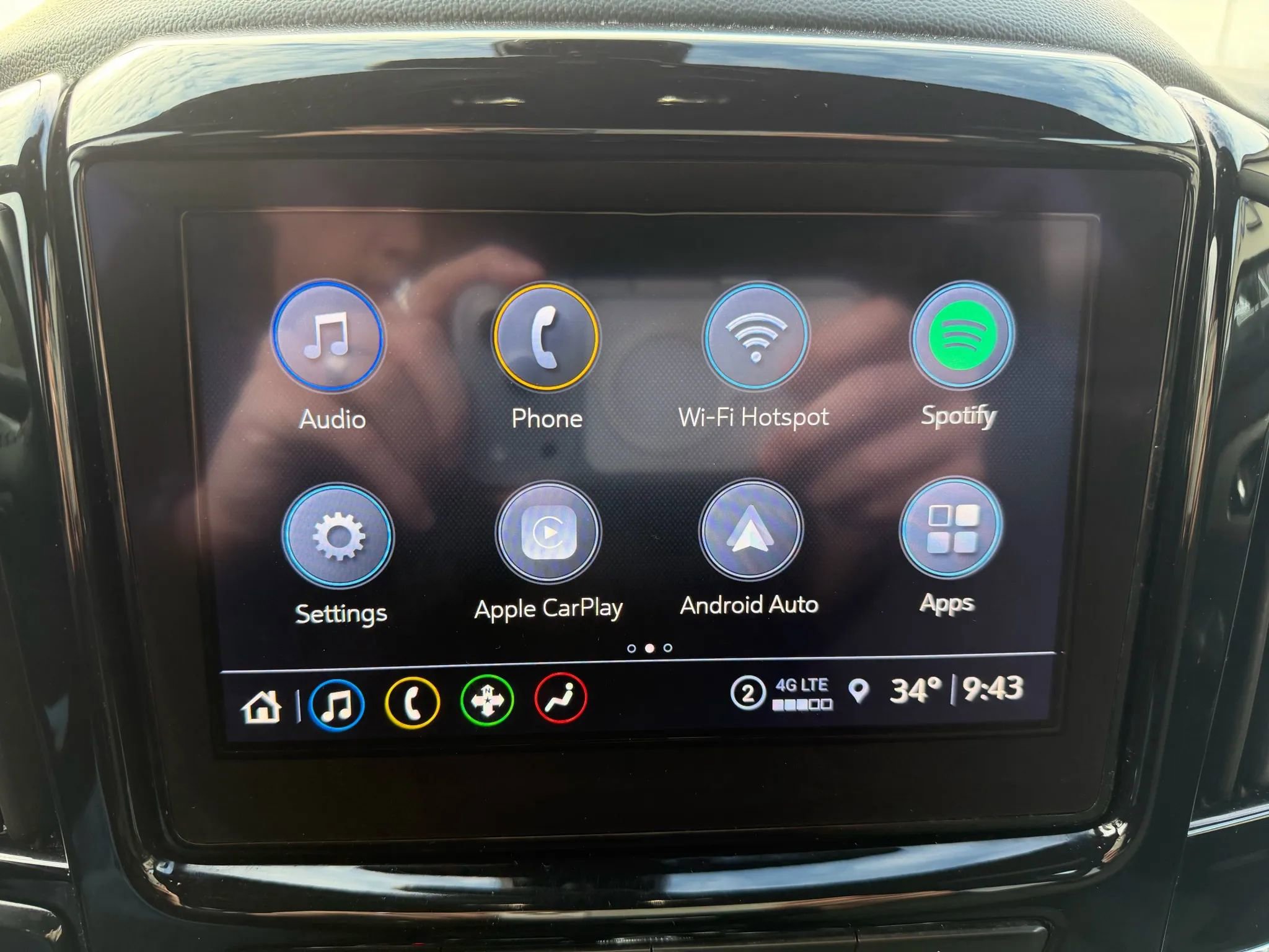 Used 2022 Chevrolet Traverse LT image 26