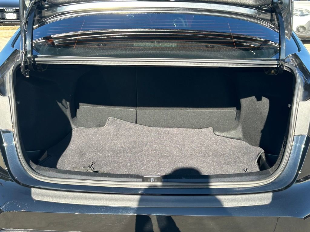 Used 2025 Toyota Corolla SE image 14