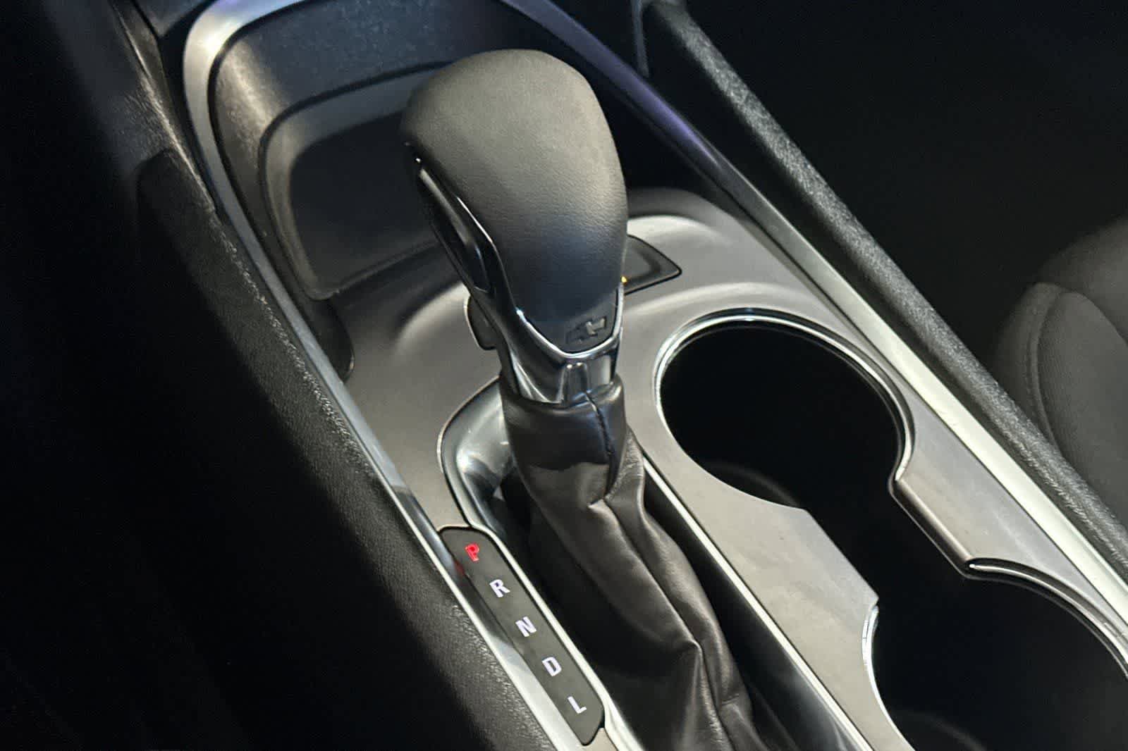 Used 2024 Chevrolet Malibu LT FWD image 25