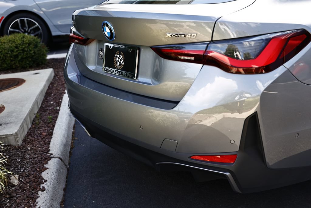 Used 2025 BMW i4 xDrive40i w/ Premium Package AWD/4WD image 4