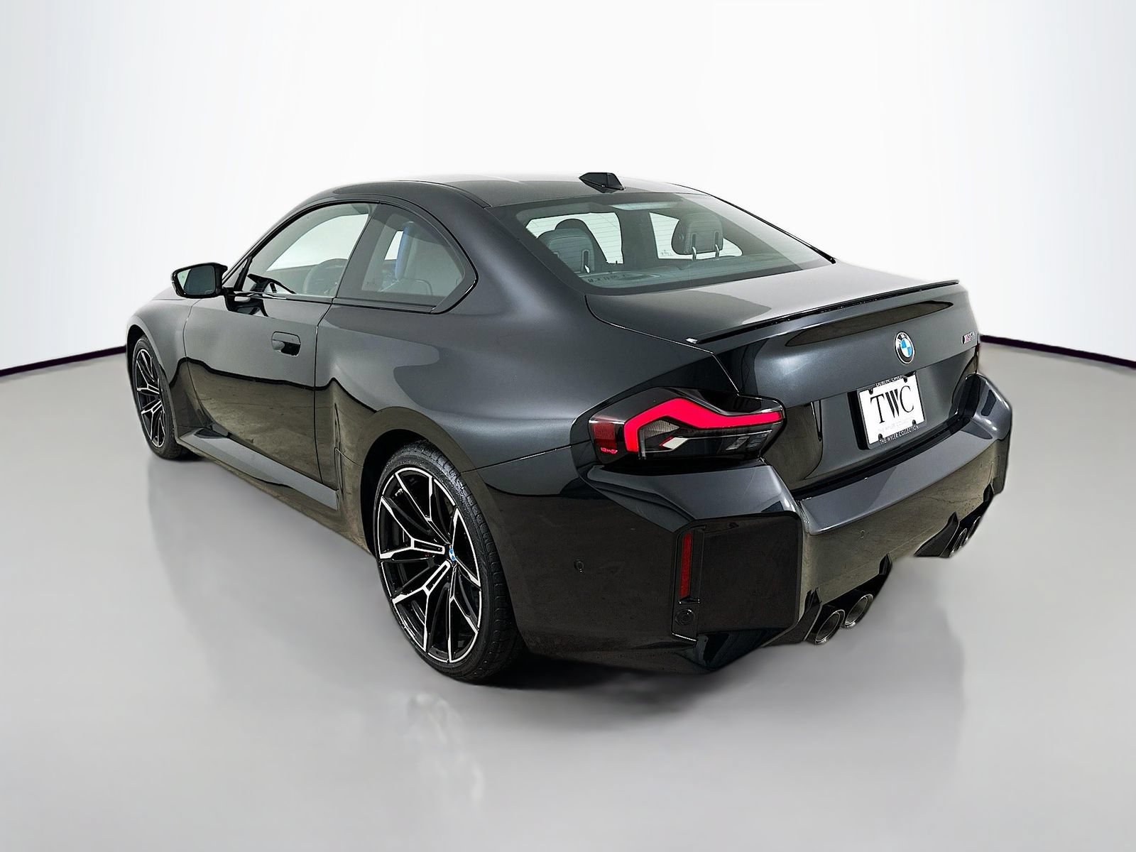New 2026 BMW M2 w/ Lighting Package RWD image 7