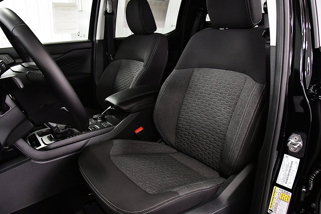 New 2025 Ford Ranger XLT w/ Equipment Group 301A High image 31