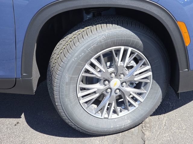 New 2026 Chevrolet Traverse LT w/ Driver Confidence Package FWD image 25