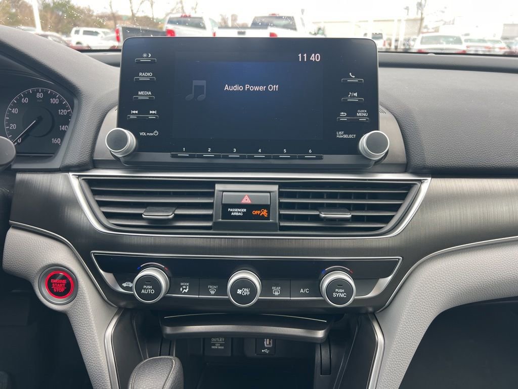 Used 2018 Honda Accord LX image 4