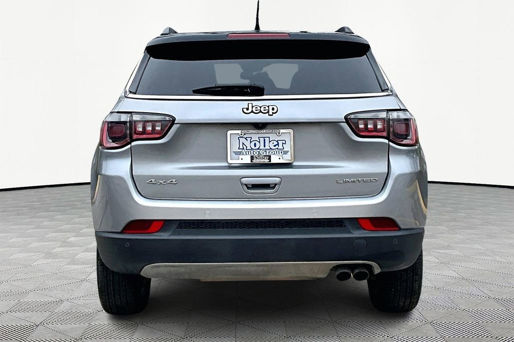 Used 2022 Jeep Compass Limited image 4