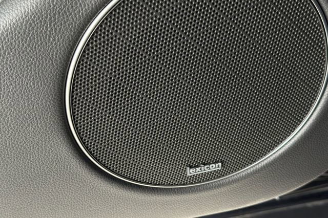 Used 2022 Genesis GV70 2.5T w/ Advanced Package image 22