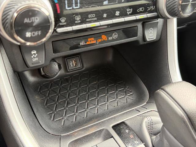 Certified 2024 Toyota RAV4 XLE FWD image 32