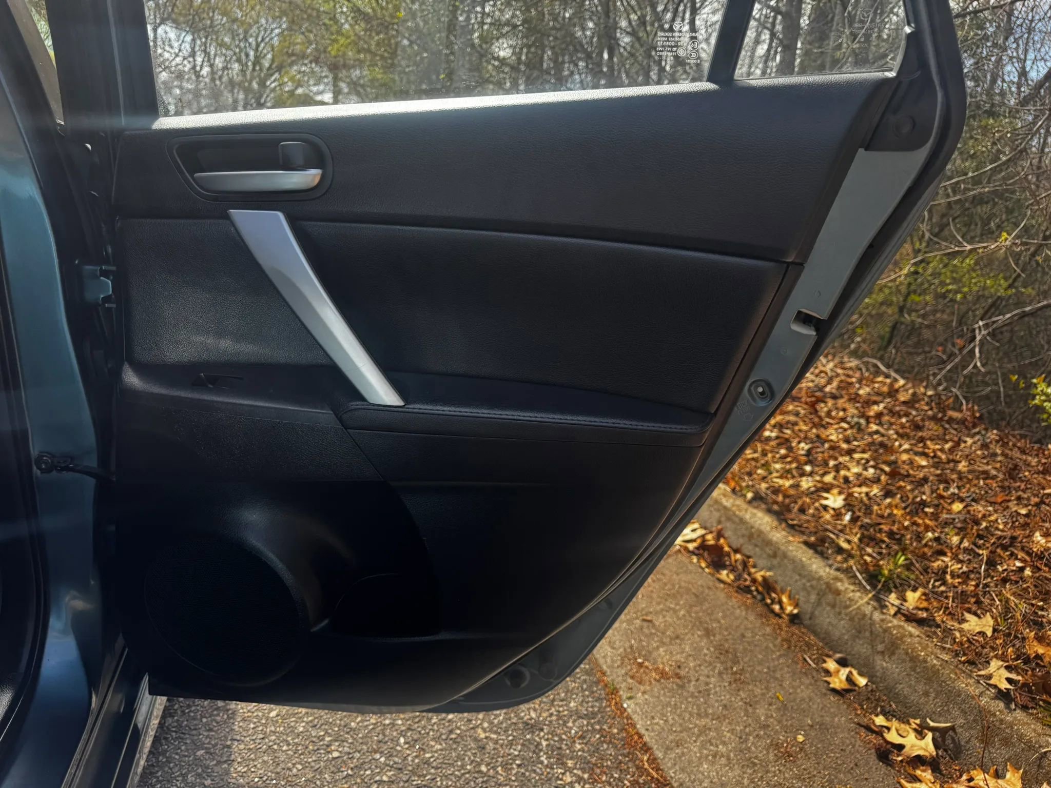 Used 2010 MAZDA MAZDA3 s Grand Touring image 11