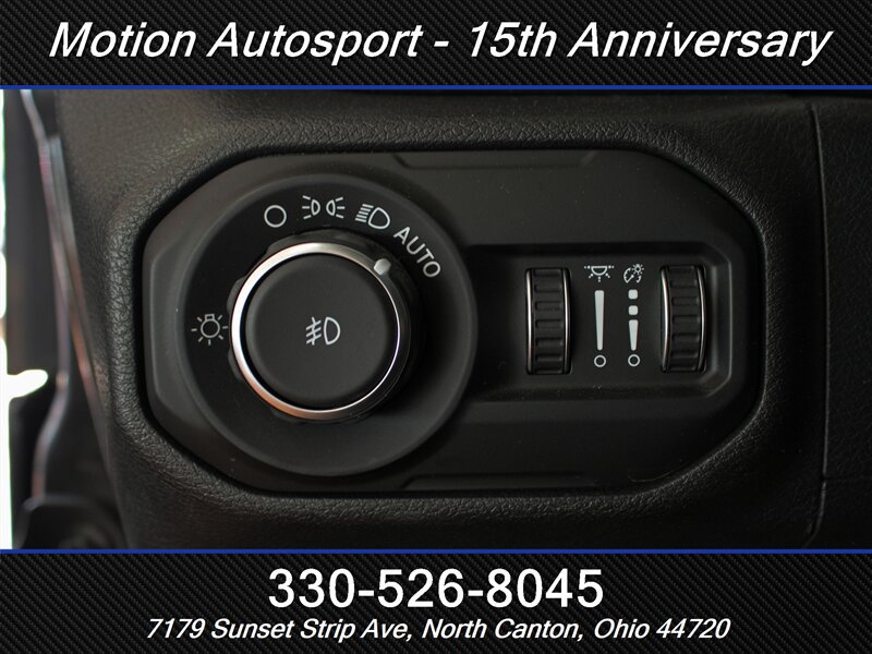 Used 2021 Jeep Wrangler Unlimited Sahara w/ Uconnect 4C Nav & Sound Group AWD/4WD image 17