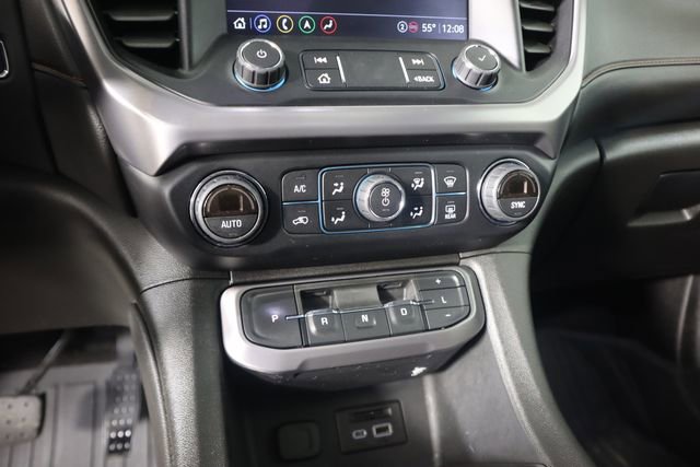 Used 2021 GMC Acadia AT4 w/ Technology Package image 47