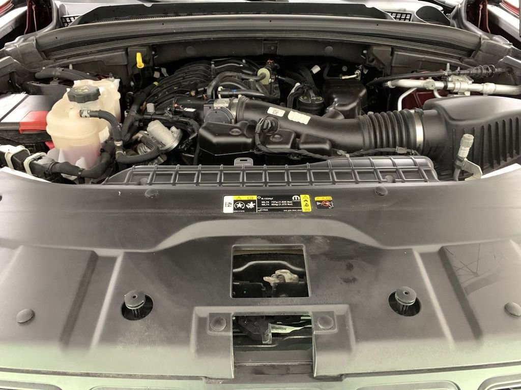 Used 2022 Jeep Grand Cherokee L Laredo AWD/4WD image 24
