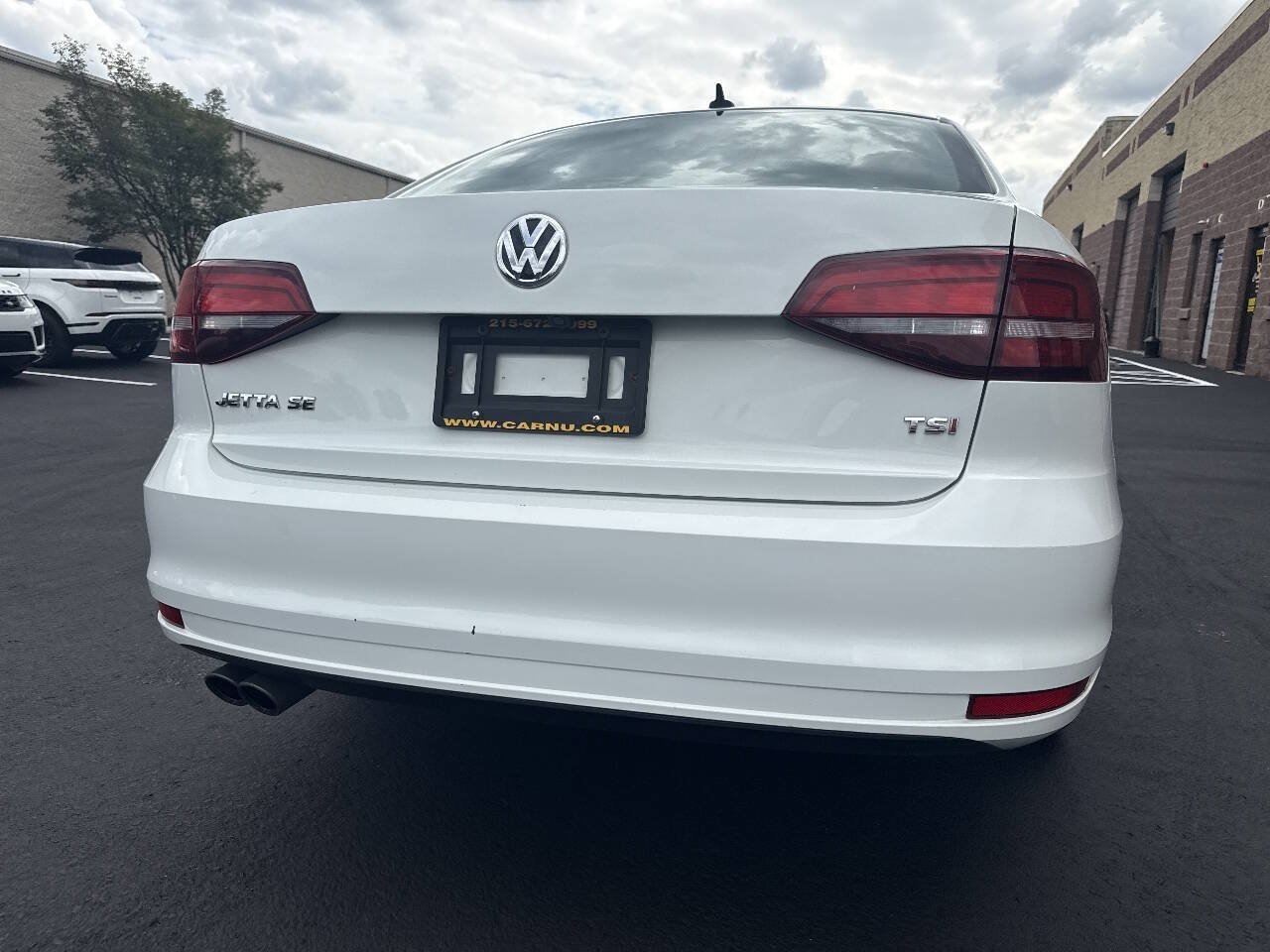 Used 2017 Volkswagen Jetta SE FWD image 15