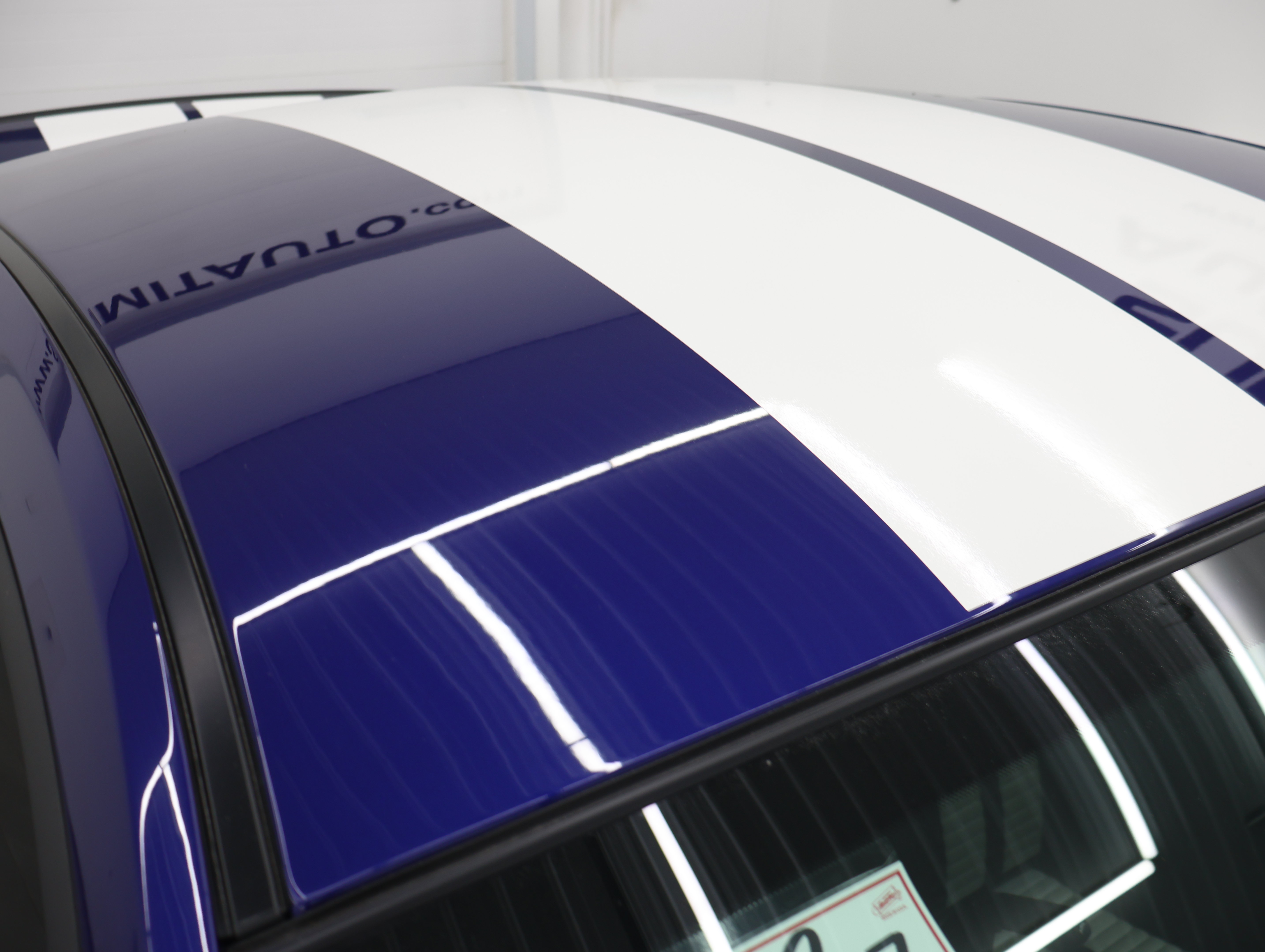 Used 2013 Ford Mustang Shelby GT500 RWD image 4