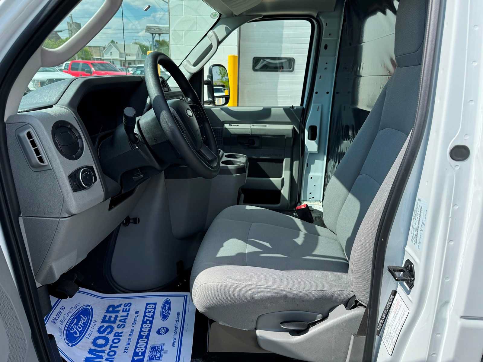 Used 2027 Ford E-350 and Econoline 350 Super Duty w/ Power Equipment Group RWD image 4