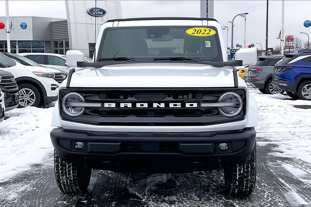 Used 2022 Ford Bronco Outer Banks image 2