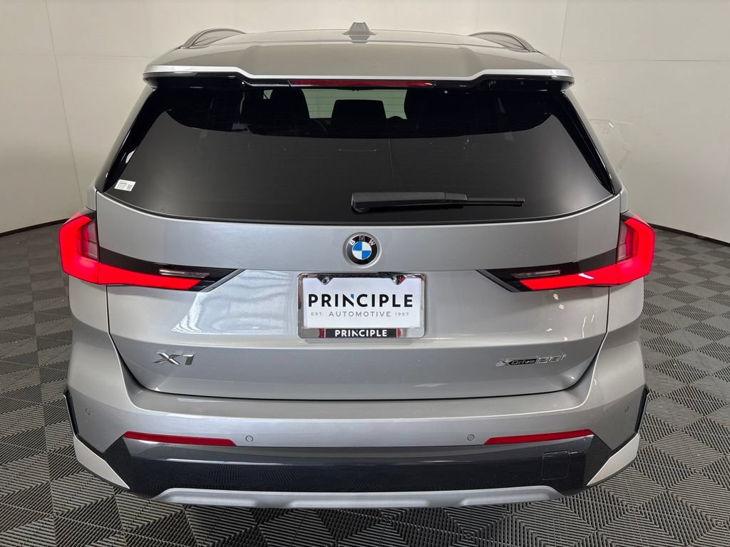 Certified 2026 BMW X1 xDrive28i w/ Technology Package AWD/4WD image 6