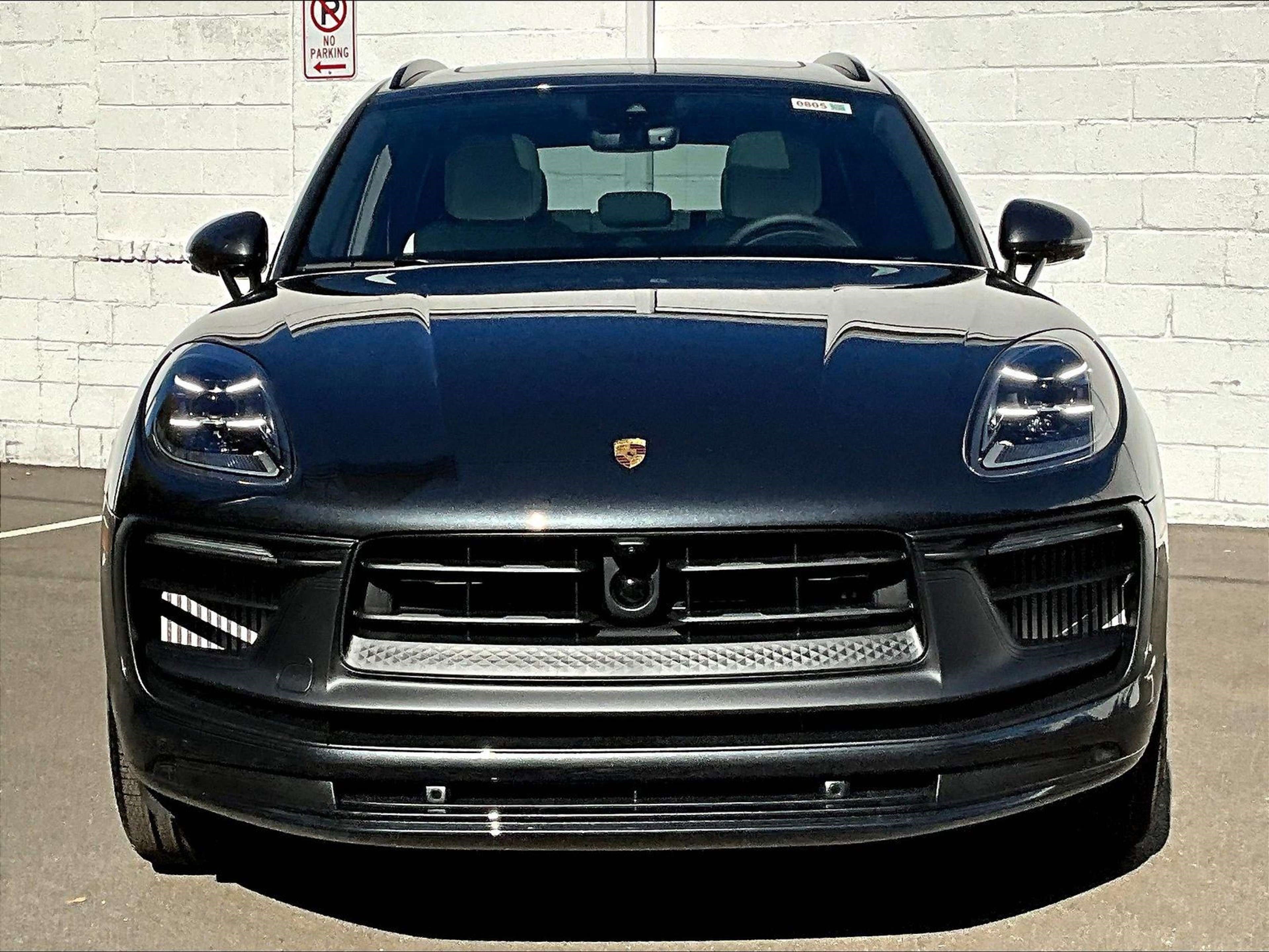 New 2026 Porsche Macan GTS image 22