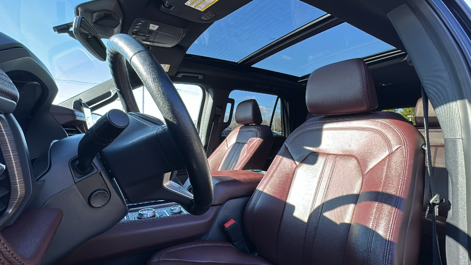 Used 2024 Ford Expedition Max Limited image 14