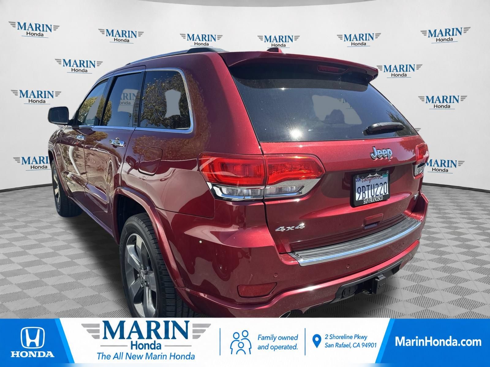 Used 2015 Jeep Grand Cherokee Overland AWD/4WD image 5