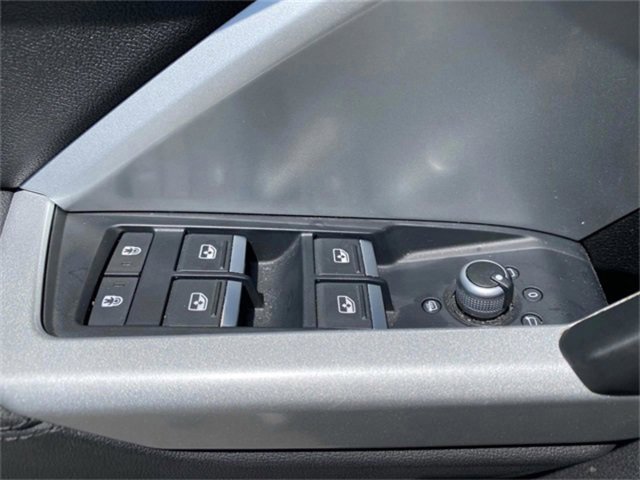 Used 2022 Audi Q3 2.0T Premium image 12