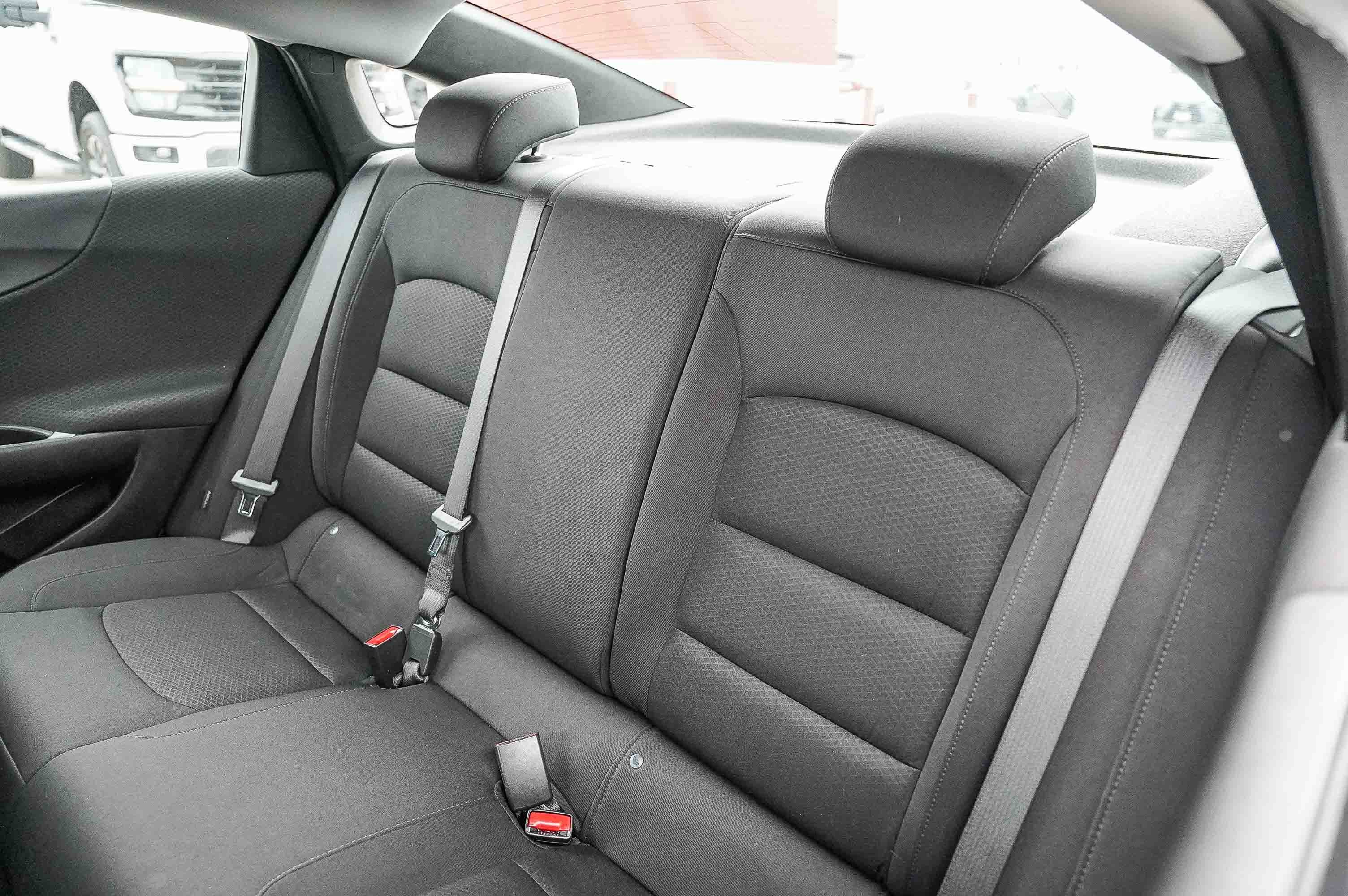 Used 2022 Chevrolet Malibu RS image 19