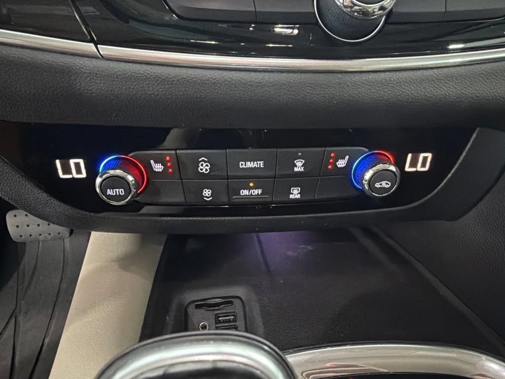 Used 2020 Buick Enclave Essence w/ Trailering Package, 5000 lbs. FWD image 17
