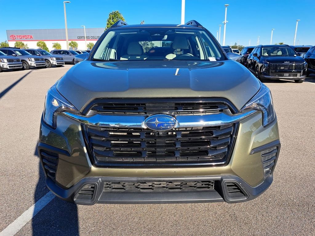 Used 2023 Subaru Ascent Limited w/ Technology Package image 9