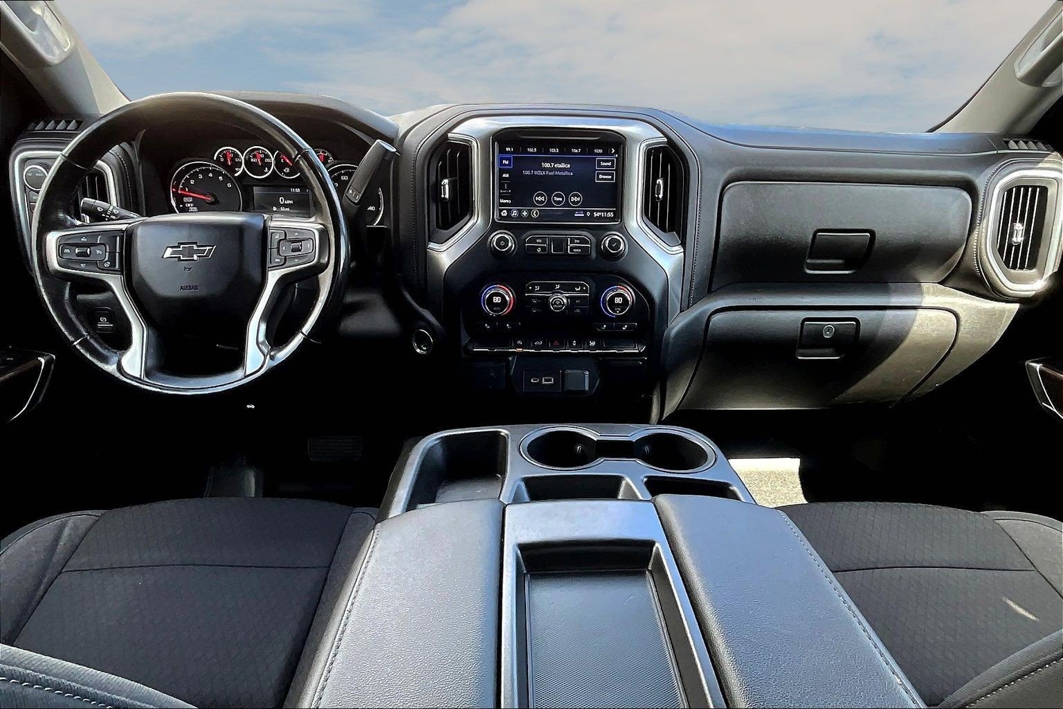 Used 2020 Chevrolet Silverado 1500 RST w/ All-Star Edition AWD/4WD image 8