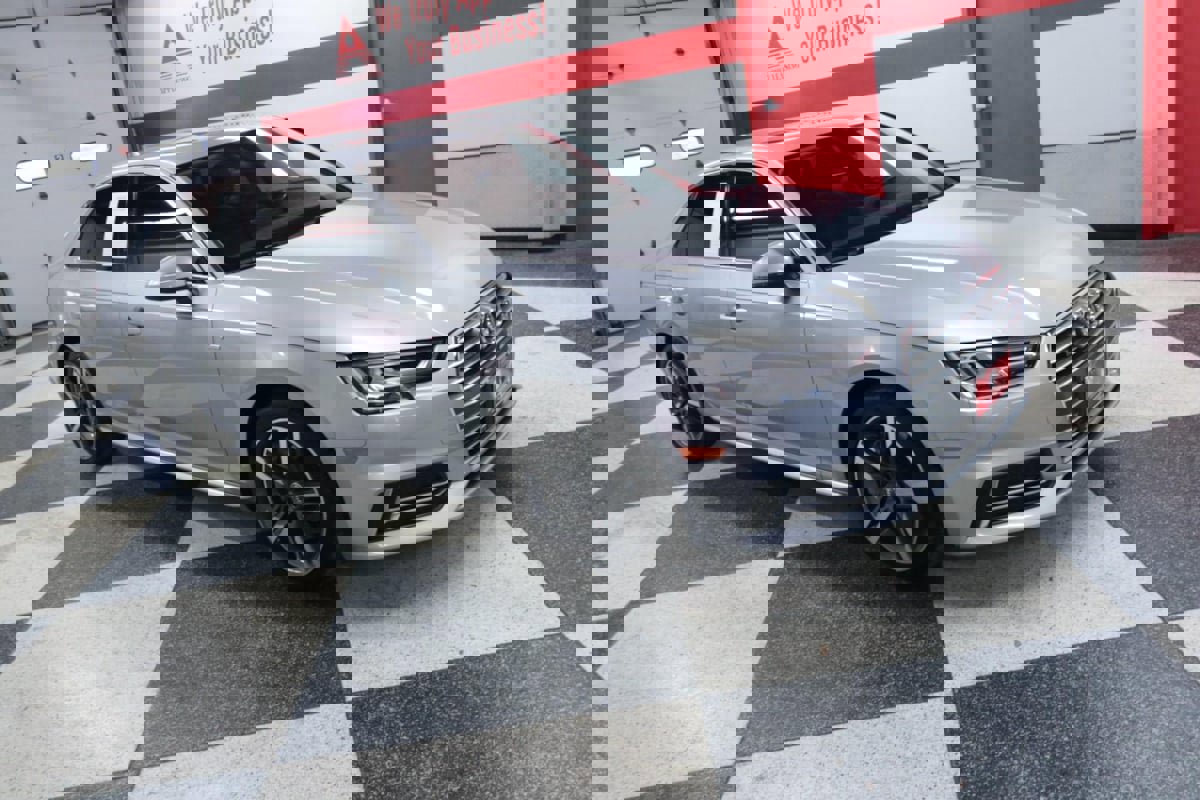 Used 2018 Audi A4 2.0T Premium Plus image 3