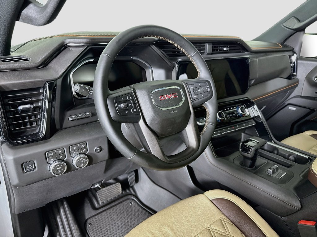 Used 2026 GMC Sierra 1500 AT4 w/ Technology Package AWD/4WD image 9