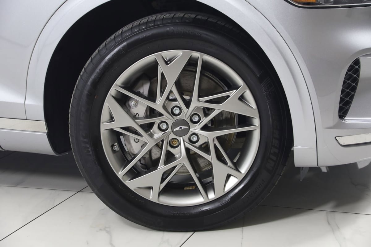 Used 2023 Genesis GV70 2.5T w/ Select Package AWD/4WD image 15