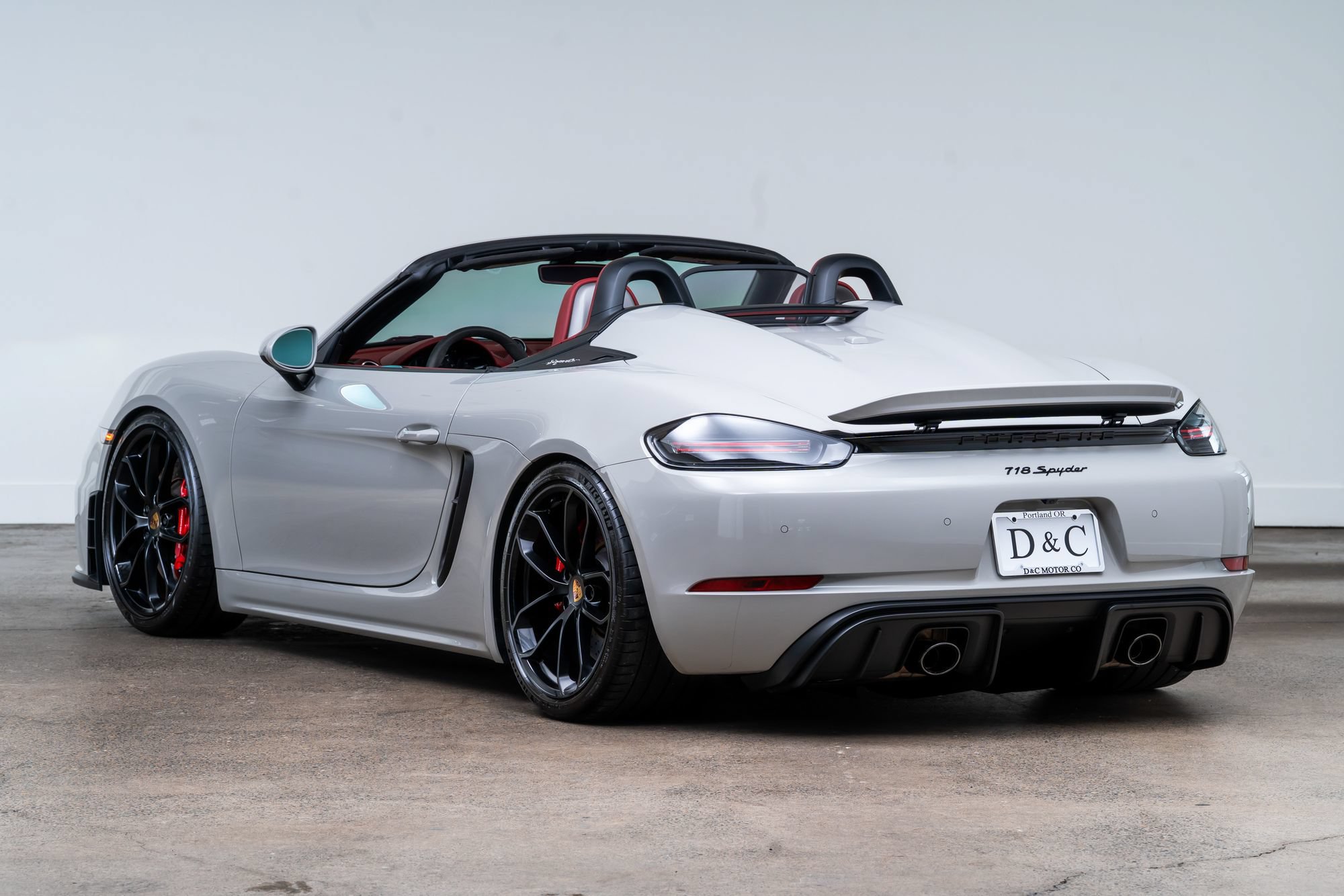 Used 2021 Porsche 718 Boxster Spyder RWD image 9