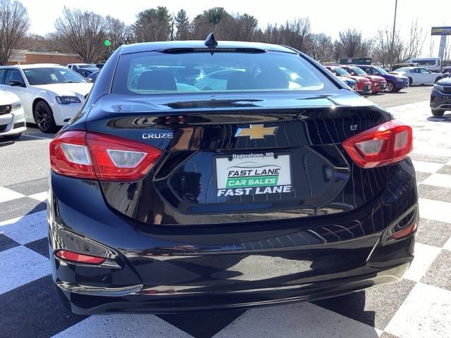 Used 2017 Chevrolet Cruze LT image 8