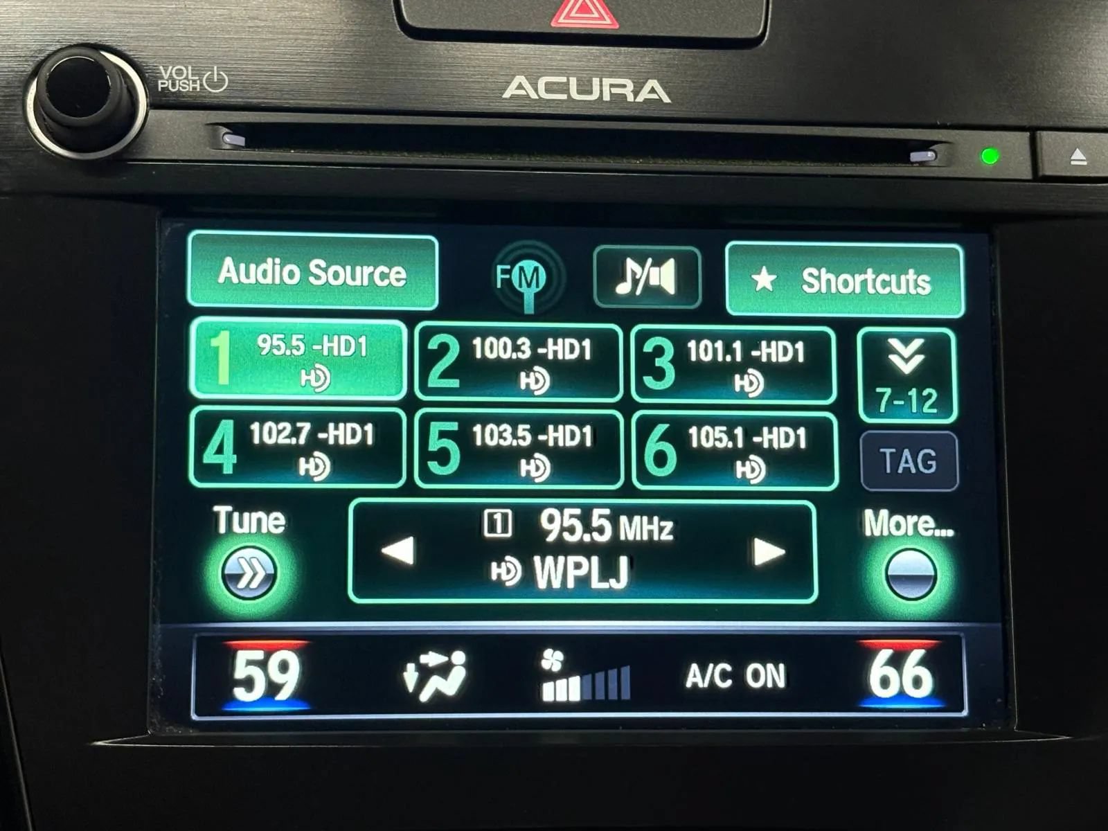 Used 2017 Acura ILX FWD image 14