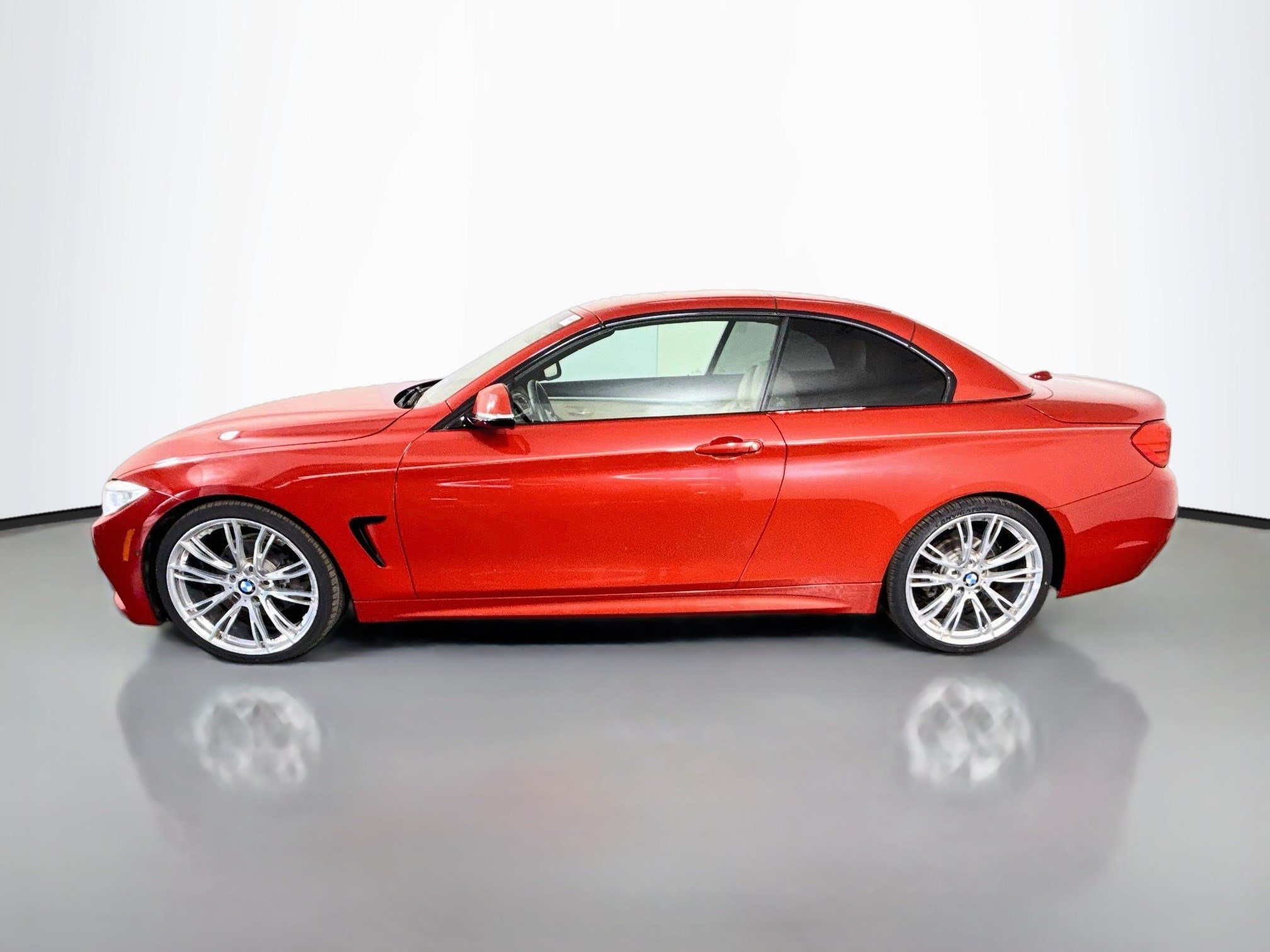 Used 2016 BMW 428i Convertible RWD image 6