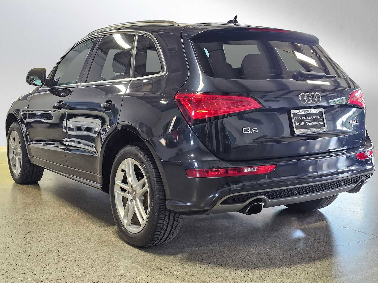 Used 2013 Audi Q5 3.0T Premium Plus w/ Audi MMI Navigation Plus Pkg AWD/4WD image 5