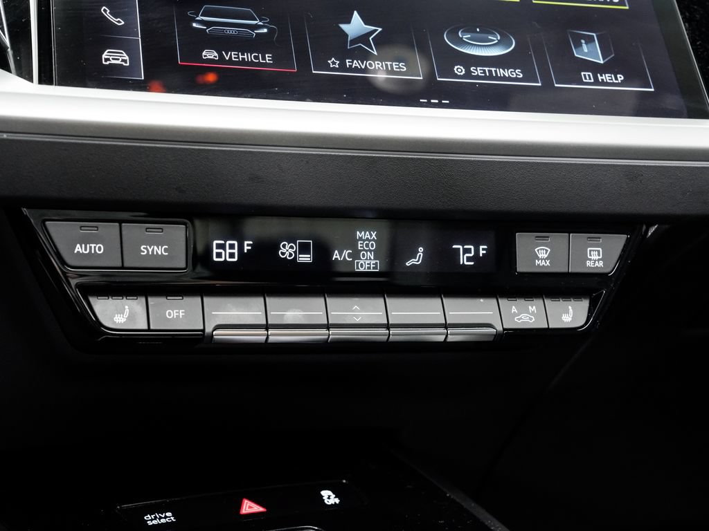 Used 2023 Audi Q4 e-tron Premium w/ Convenience Package AWD/4WD image 18