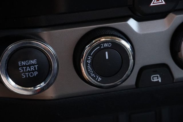 Used 2023 Toyota Tacoma SR5 AWD/4WD image 18