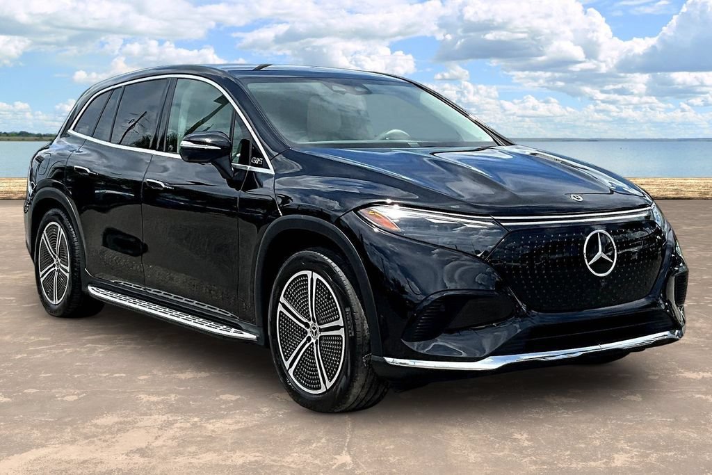 Used 2023 Mercedes-Benz EQS 450+ 4MATIC SUV image 3