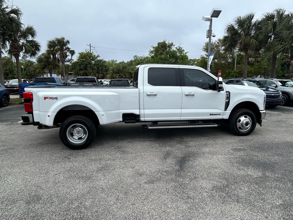 Used 2024 Ford F350 Lariat w/ FX4 Off-Road Package image 8