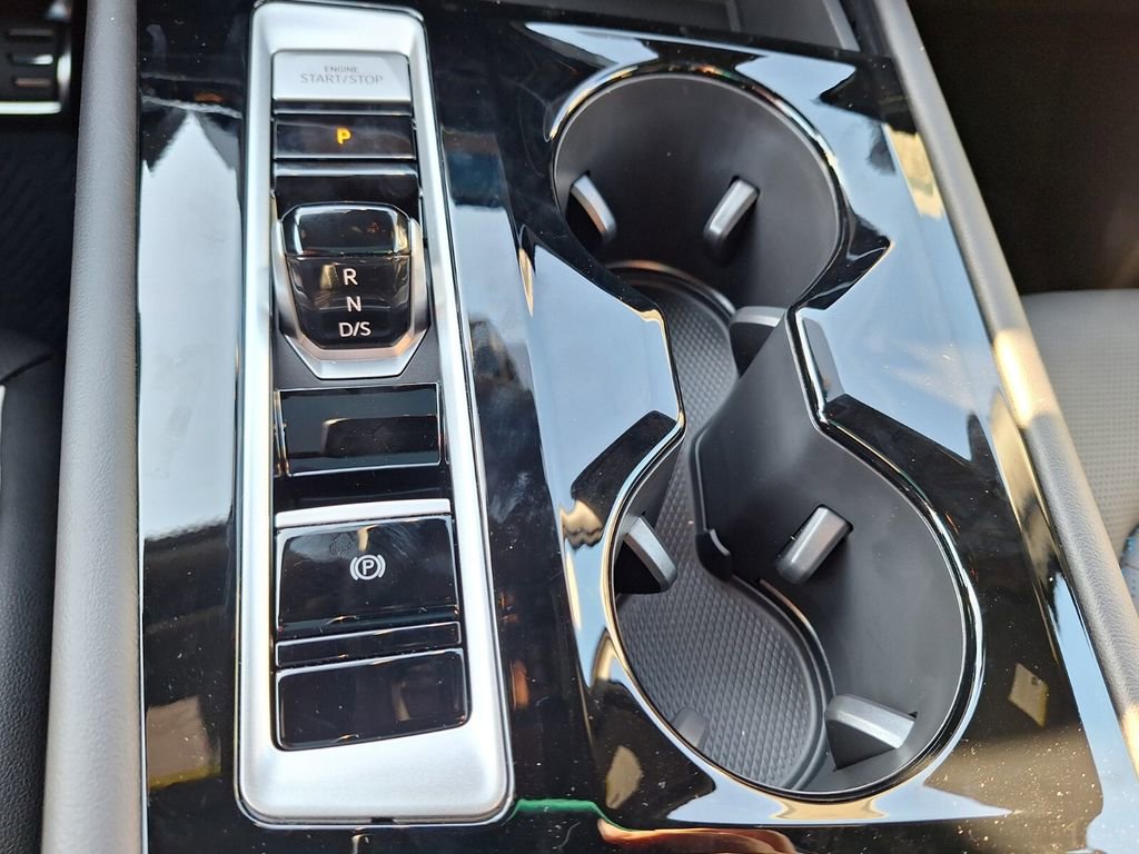 New 2026 Volkswagen Atlas Cross Sport SEL Premium R-Line image 18