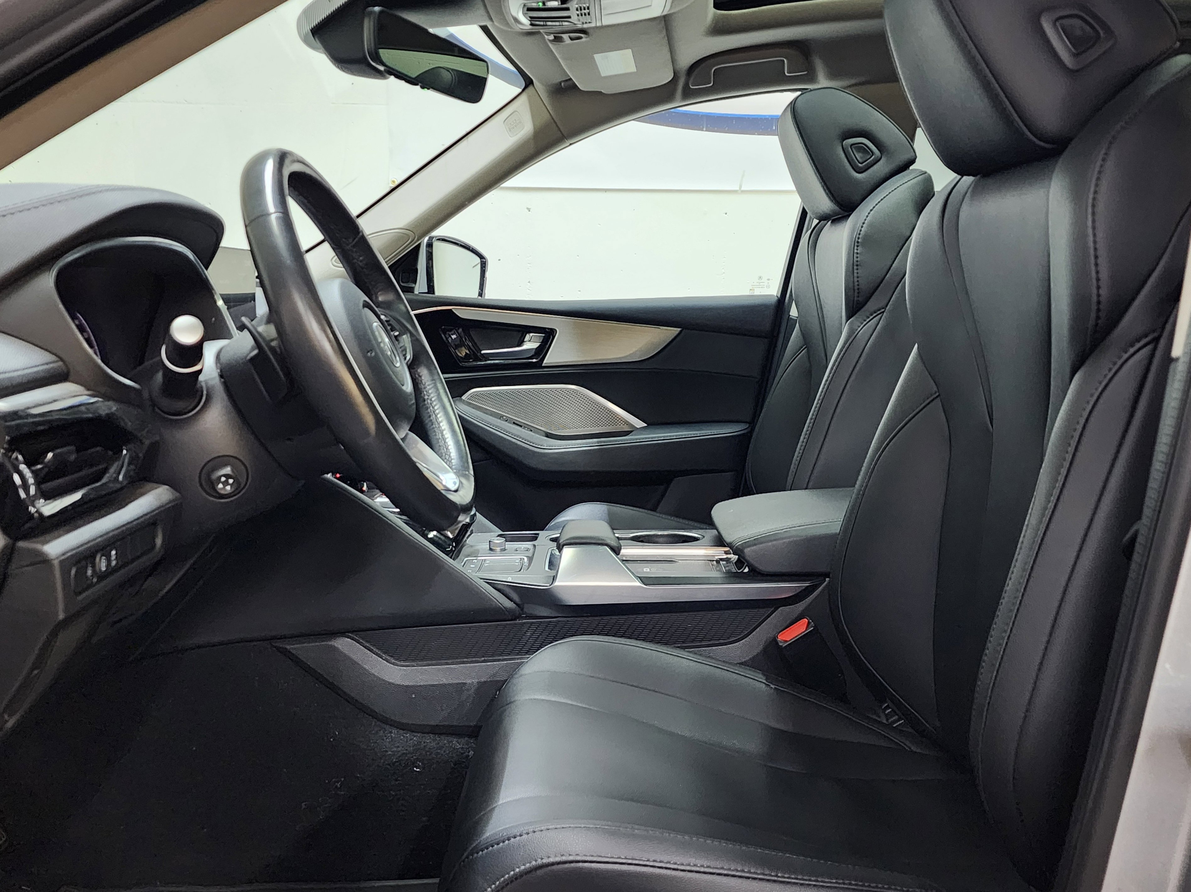 Certified 2024 Acura MDX SH-AWD image 13