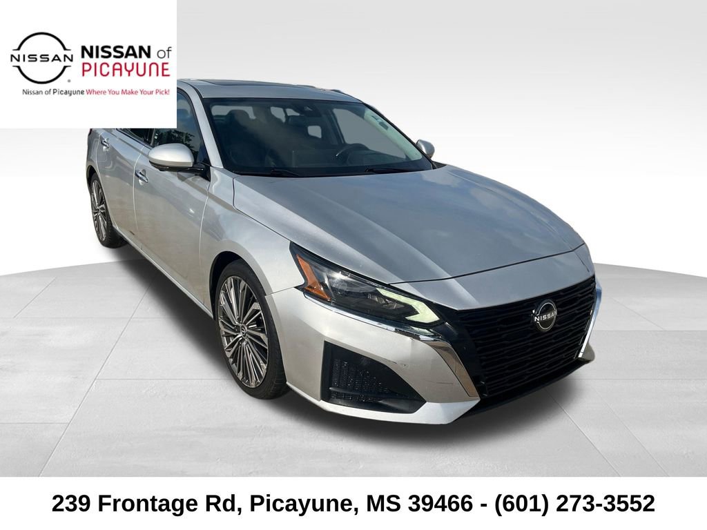 Used 2023 Nissan Altima 2.5 SL FWD image 8