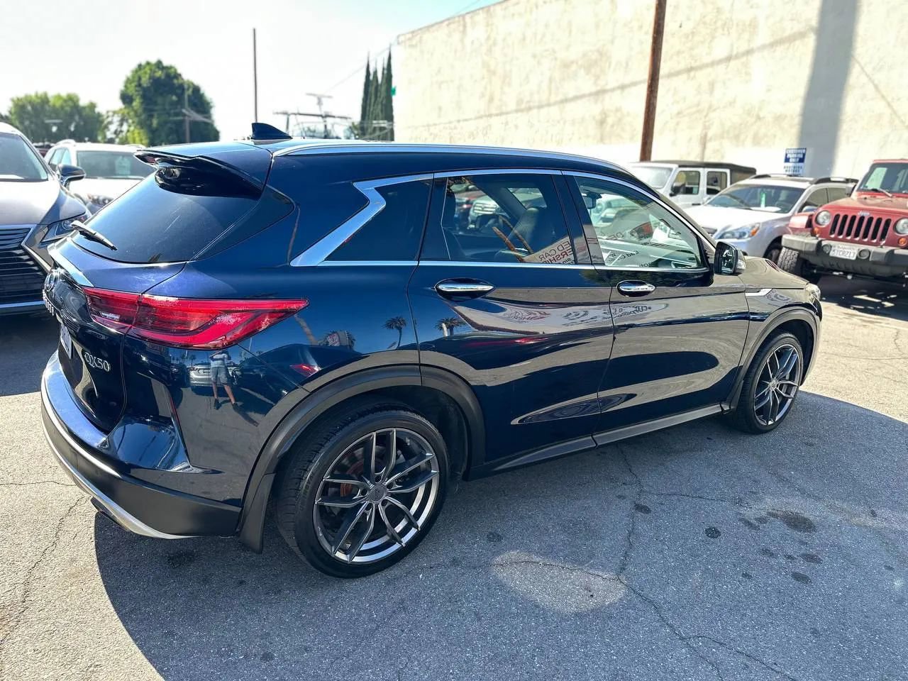 Used 2019 INFINITI QX50 Essential w/ Cargo Package FWD image 24