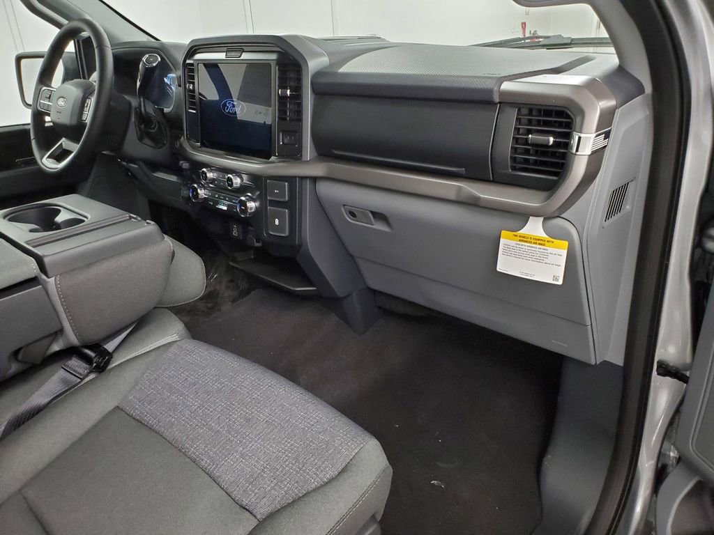 New 2026 Ford F150 XLT w/ XLT Chrome Appearance Package AWD/4WD image 13