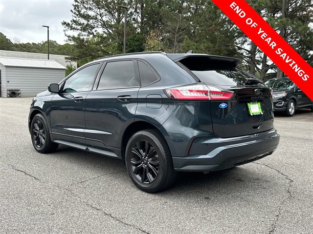 Certified 2022 Ford Edge SE w/ Black Appearance Package image 5